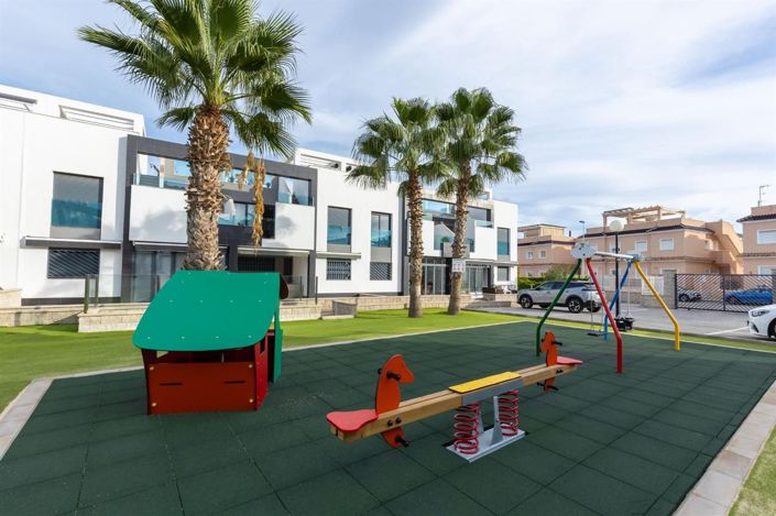 Image No.34-2 Bed Bungalow for sale