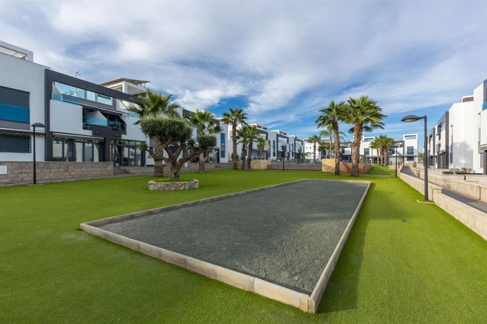 Image No.37-2 Bed Bungalow for sale