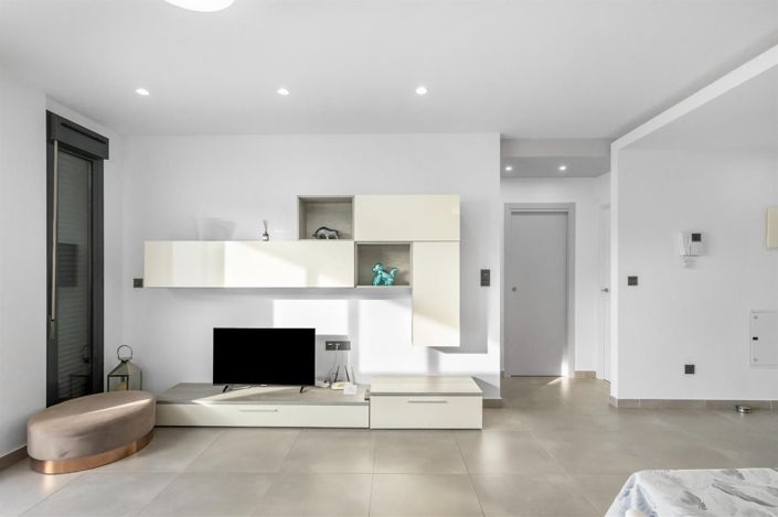 Image No.7-2 Bed Bungalow for sale