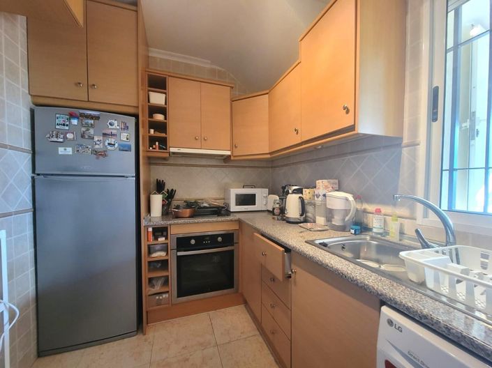 Image No.10-3 Bed House for sale