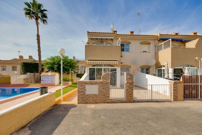Image No.1-Bungalow de 2 chambres à vendre à Torrevieja
