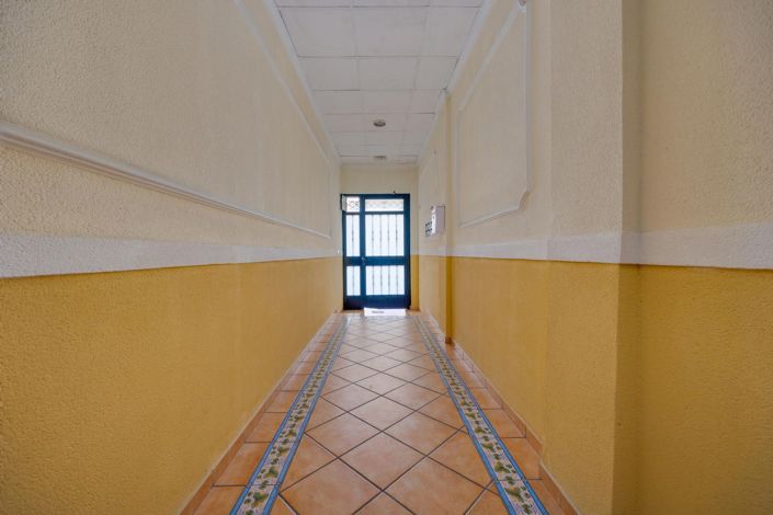 Image No.27-3 Bed Apartment for sale