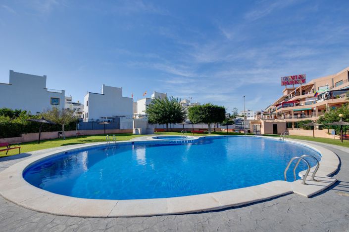 Image No.53-2 Bed Bungalow for sale