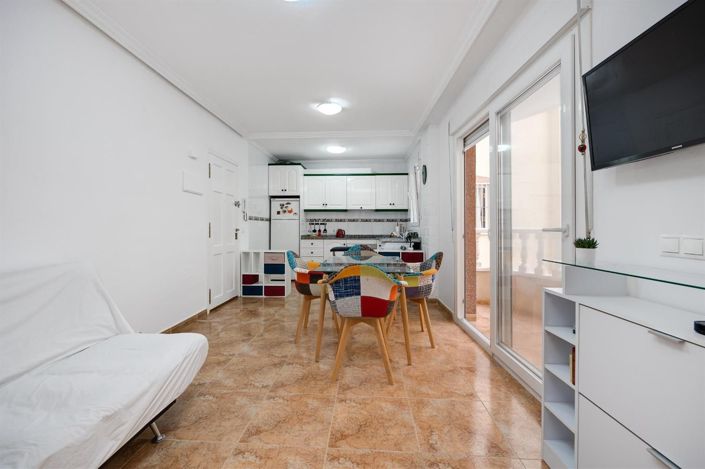 Image No.3-Appartement de 2 chambres à vendre à Torrevieja