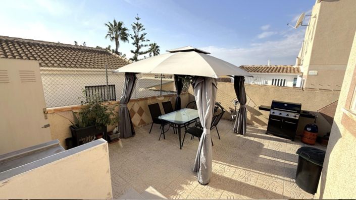 Image No.22-2 Bed House for sale