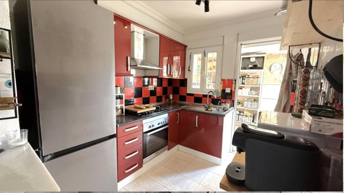 Image No.3-2 Bed House for sale