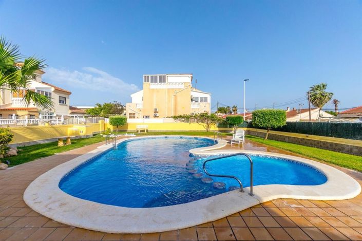 Image No.5-3 Bed House for sale