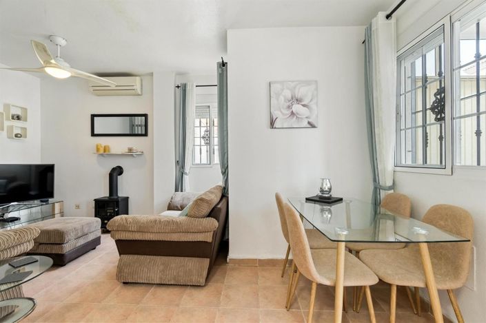 Image No.7-3 Bed House for sale