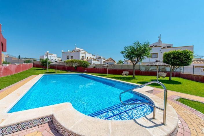 Image No.31-3 Bed House for sale