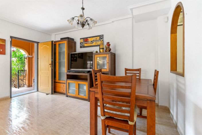 Image No.9-3 Bed House for sale