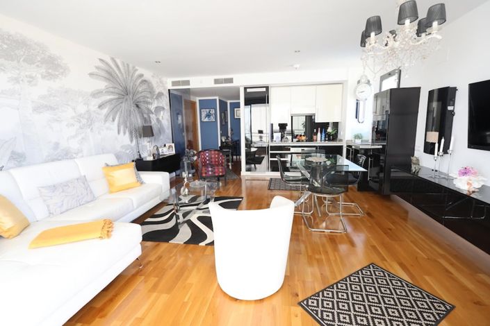 Image No.9-2 Bed Apartment for sale