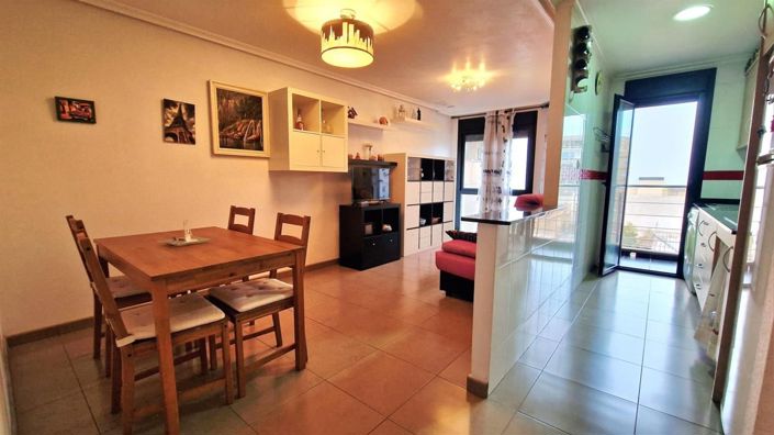 Image No.4-Appartement de 2 chambres à vendre à Torrevieja