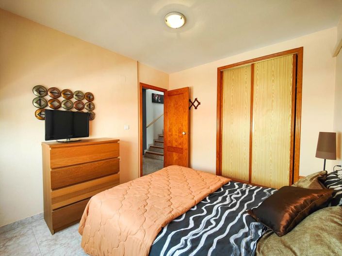 Image No.29-3 Bed House for sale