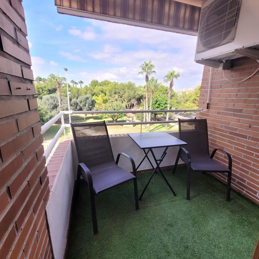 Image No.2-Appartement de 2 chambres à vendre à Torrevieja