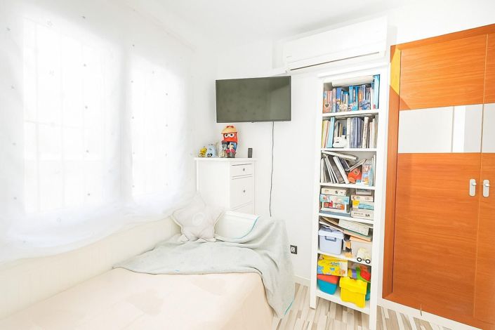 Image No.13-2 Bed Bungalow for sale