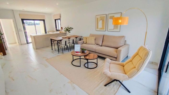 Image No.4-3 Bed Villa for sale