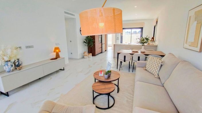 Image No.8-3 Bed Villa for sale