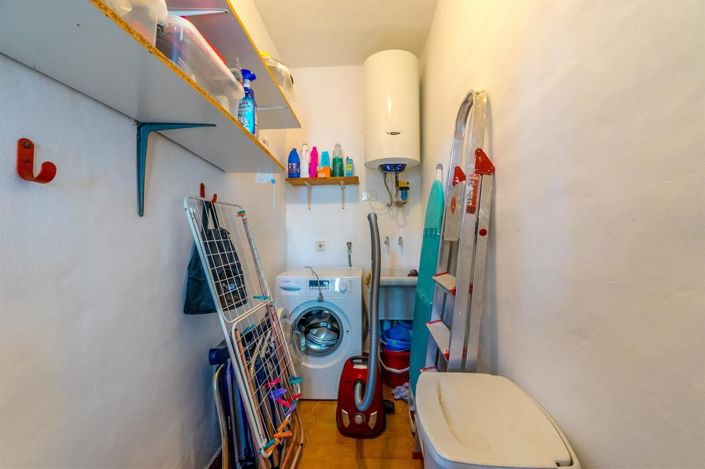 Image No.14-2 Bed House for sale