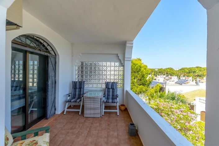 Image No.19-2 Bed House for sale