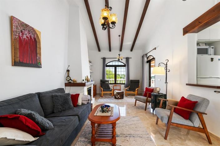 Image No.2-2 Bed House for sale