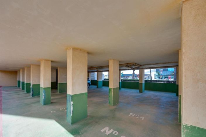 Image No.40-3 Bed Apartment for sale