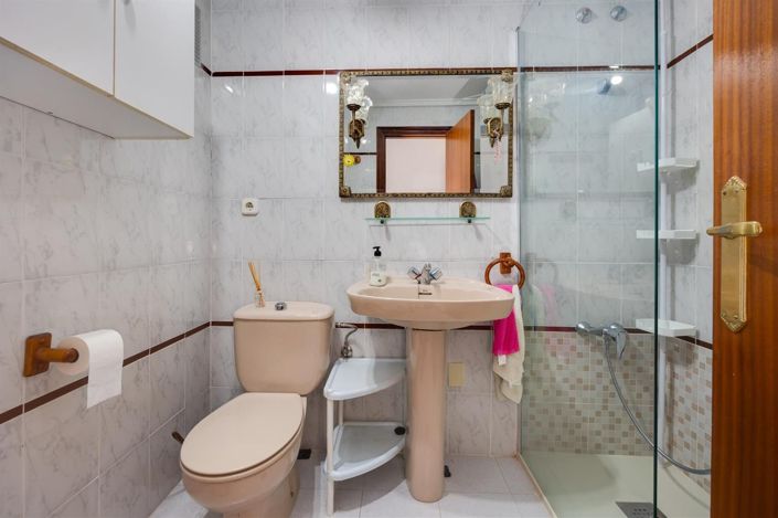 Image No.13-2 Bed Apartment for sale