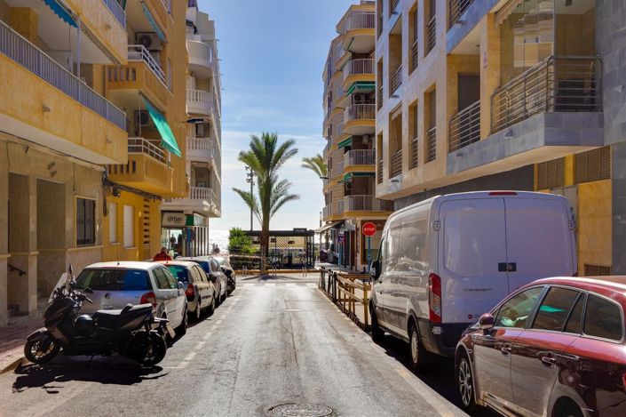 Image No.23-2 Bed Apartment for sale