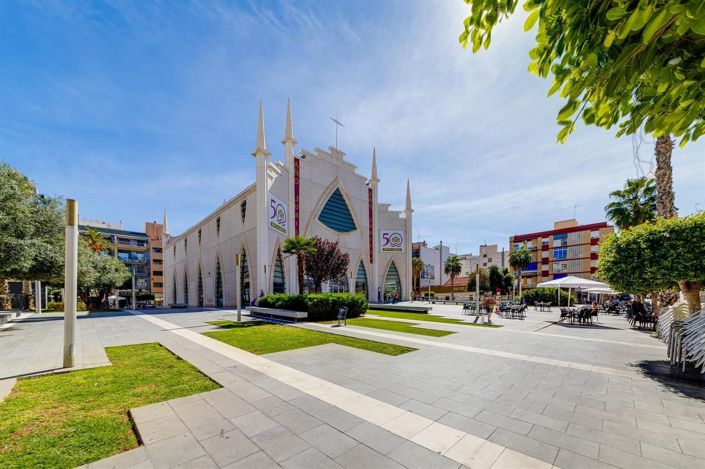 Image No.24-2 Bed Apartment for sale