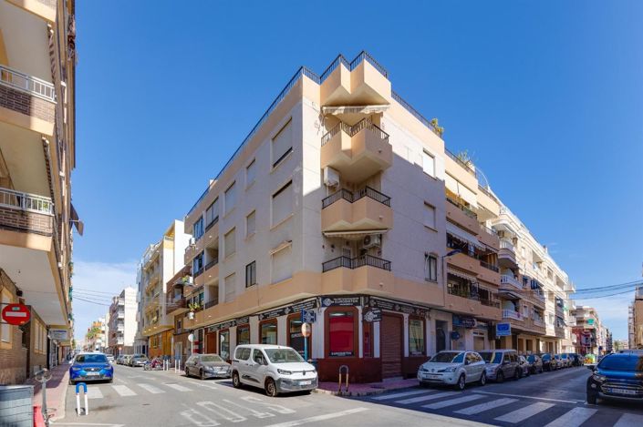 Image No.3-2 Bed Apartment for sale