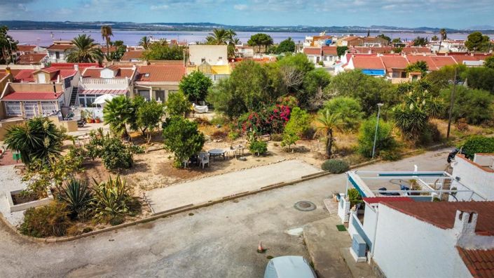 Image No.24-2 Bed Bungalow for sale