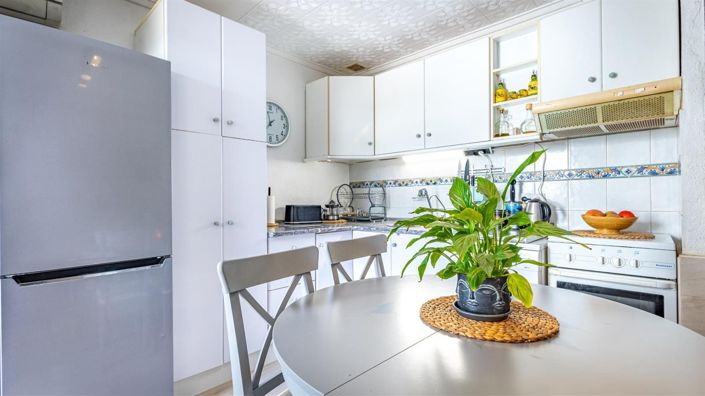 Image No.9-2 Bed Bungalow for sale