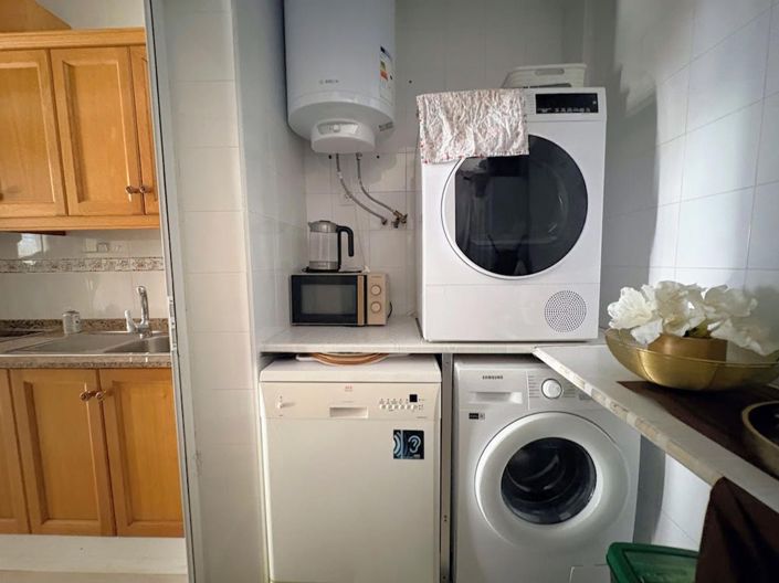 Image No.14-2 Bed Bungalow for sale