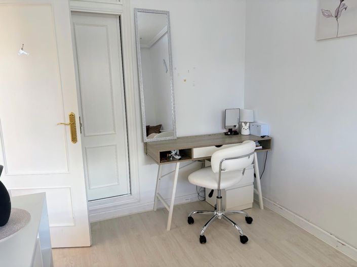 Image No.23-2 Bed Bungalow for sale