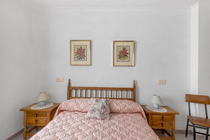 Image No.11-2 Bed Bungalow for sale