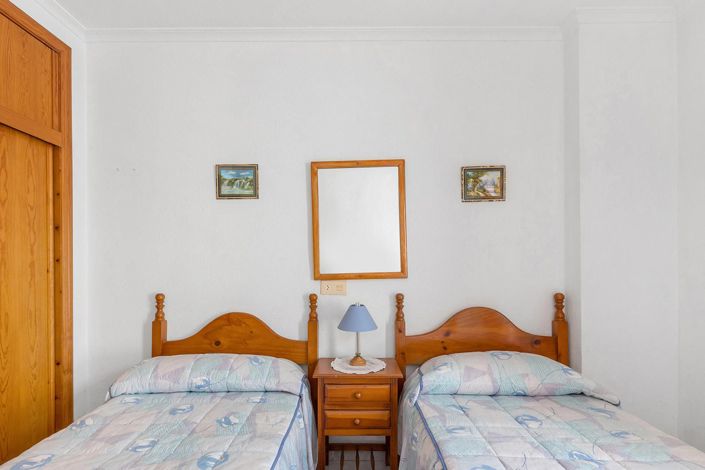 Image No.16-2 Bed Bungalow for sale