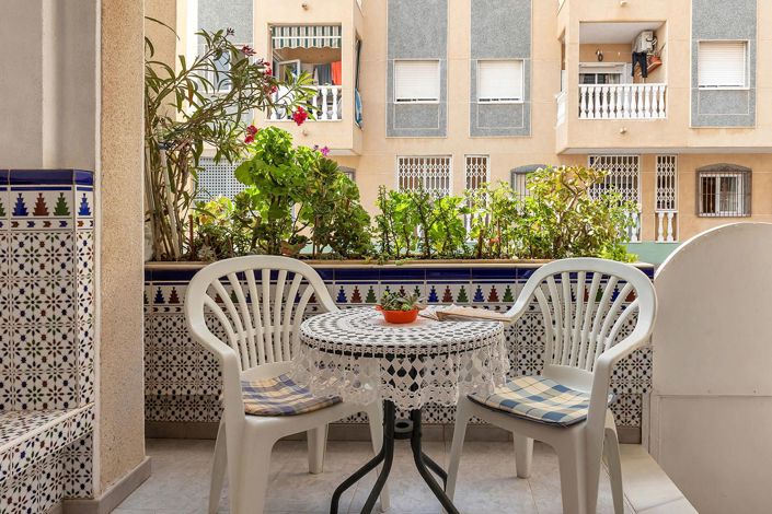 Image No.29-2 Bed Bungalow for sale