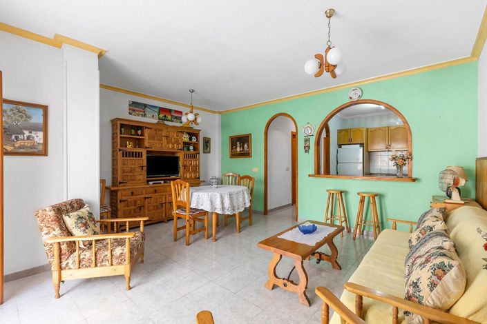 Image No.6-2 Bed Bungalow for sale