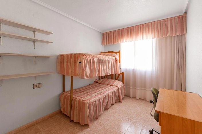 Image No.3-2 Bed Bungalow for sale