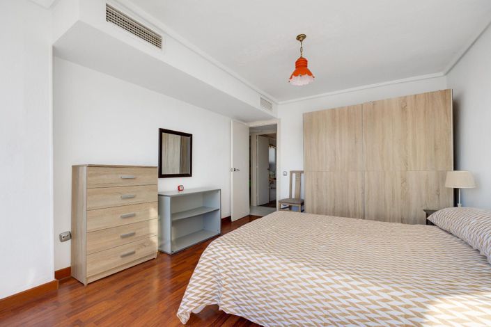 Image No.15-2 Bed Apartment for sale