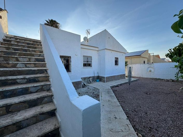 Image No.14-2 Bed Villa for sale