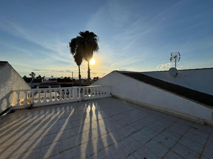 Image No.17-2 Bed Villa for sale