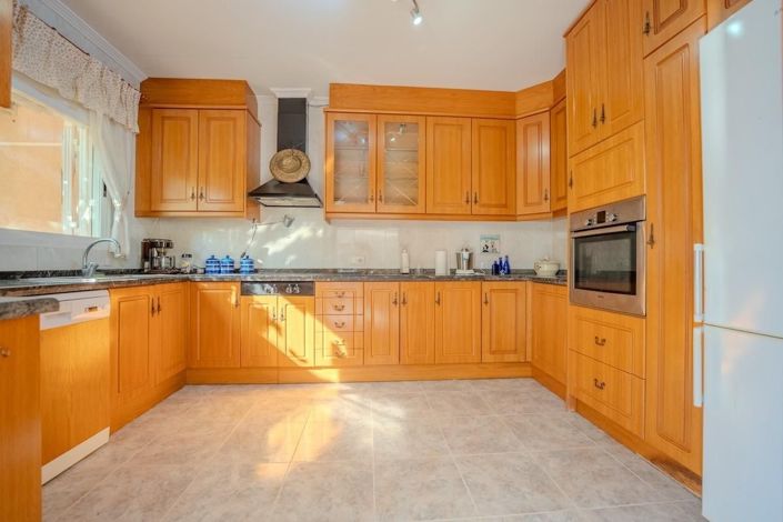 Image No.5-2 Bed Villa for sale