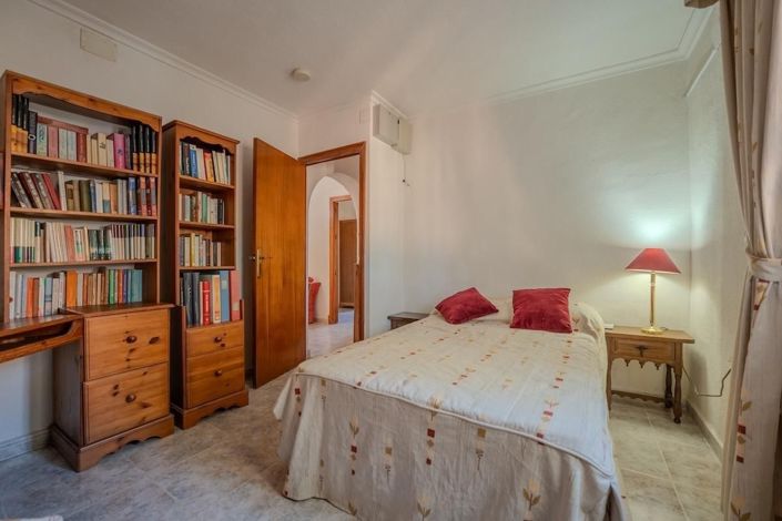 Image No.6-2 Bed Villa for sale