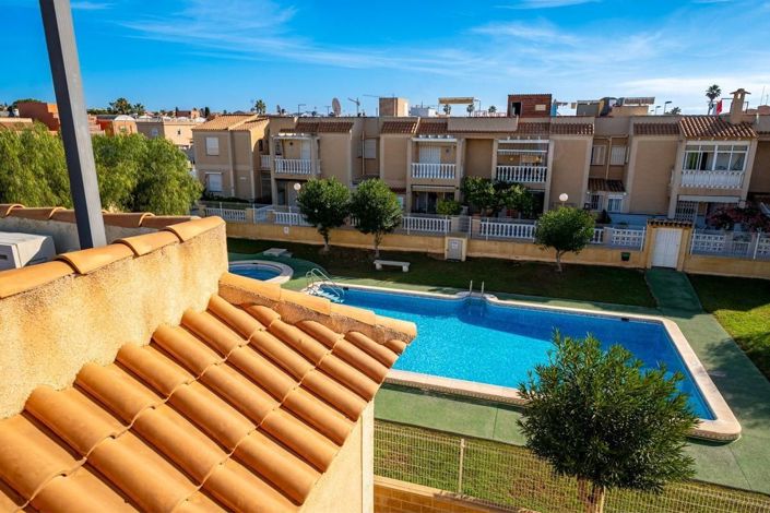 Image No.18-2 Bed Apartment for sale