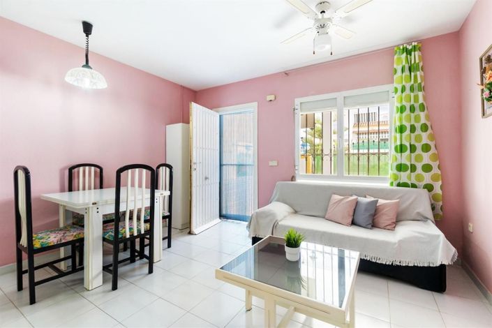 Image No.2-3 Bed House for sale