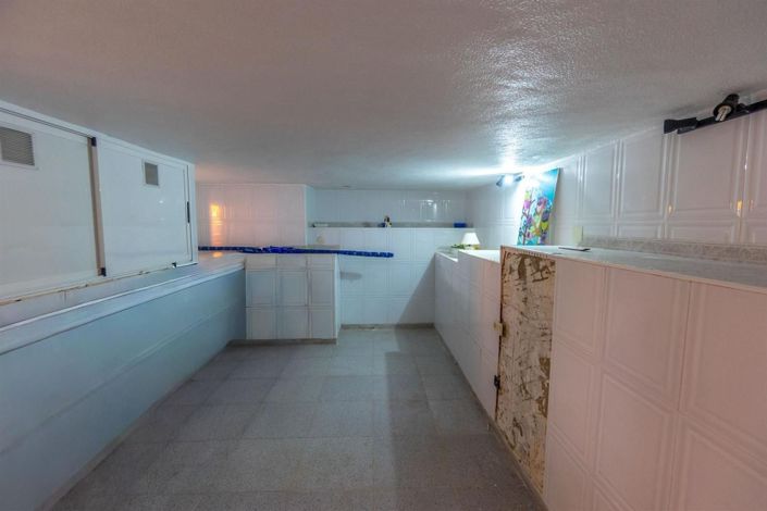 Image No.29-3 Bed House for sale