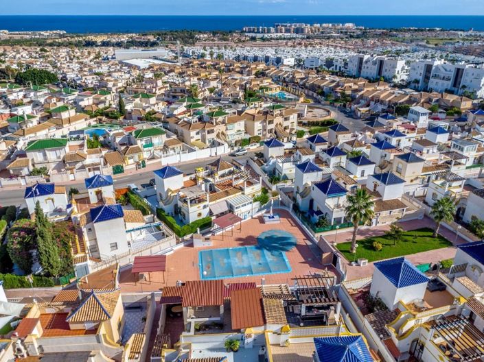 Image No.38-3 Bed House for sale