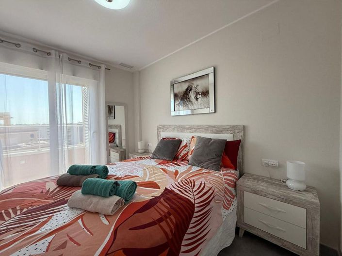 Image No.5-2 Bed Apartment for sale