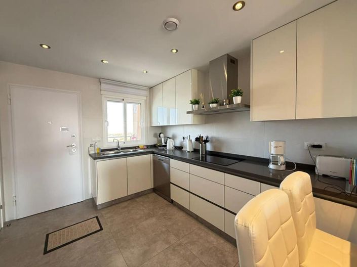 Image No.7-2 Bed Apartment for sale