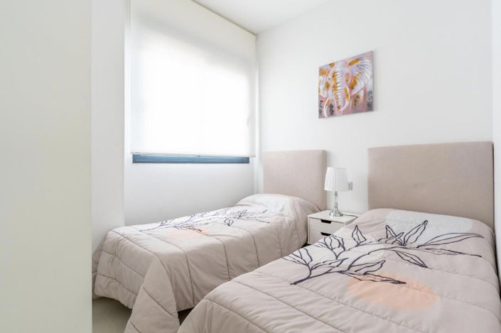 Image No.10-2 Bed Apartment for sale